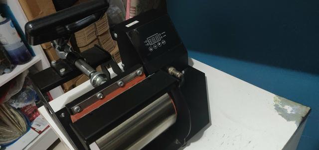 Prensa Térmica de Canecas
