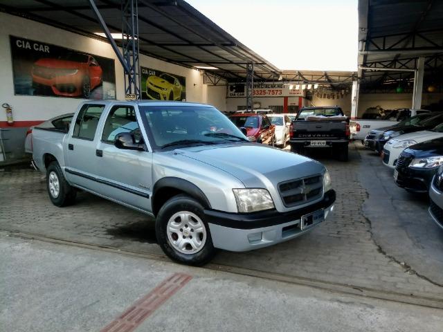 S10 Cabine Dupla 6 Passageiros Gás/GNV Muito Nova! Troco Financio