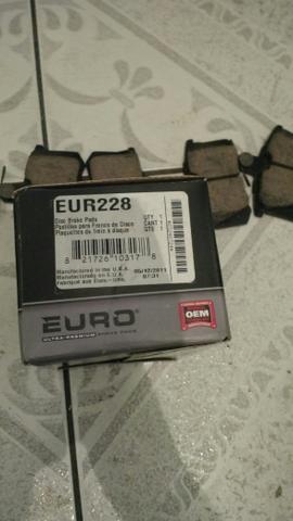 Conjunto de pastilhas da Audi (EUR228) - Foto 2