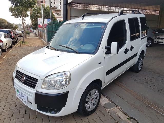 Fiat Doblo Essence 1.8 Flex 16V 5p - Foto 2