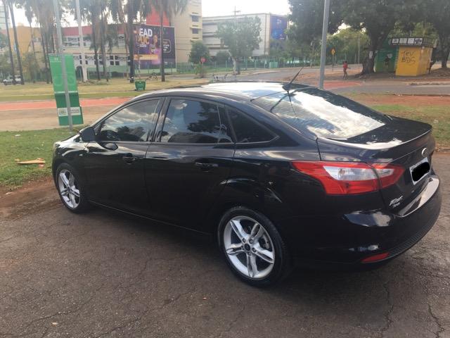 Ford Focus SE Sedã 2.0 Powershift - Muito Conservado - Foto 2