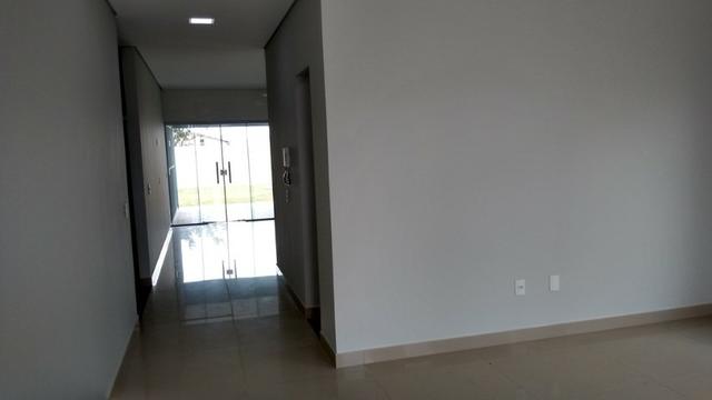 Samuel Pereira oferece: Casa Escriturada Nova Moderna Financia F G T S 3 Suites CABV - Foto 4