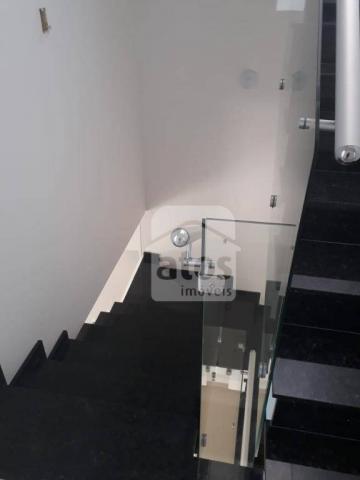 Excelente sobrado com arquitetura moderna no bairro boqueirão - Foto 17