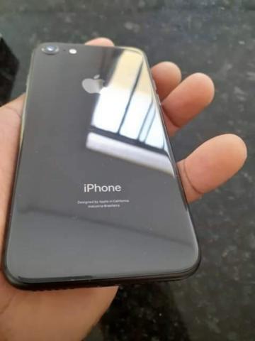 Vendo IPhone 8 64 Gb black