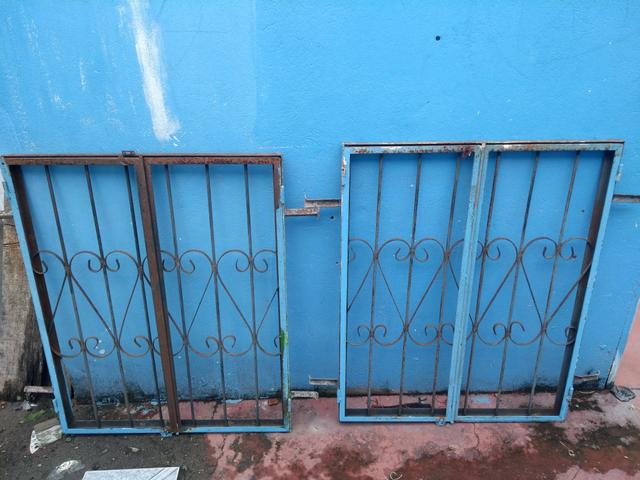 2 janelas de 1m x 80cm por R$ 100