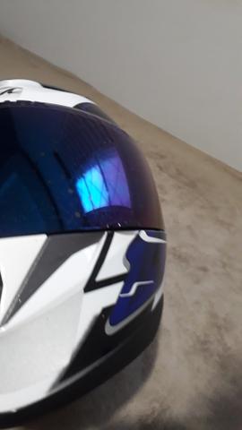 Capacete Shark s700 semi novo com viseira camaleao - Foto 4