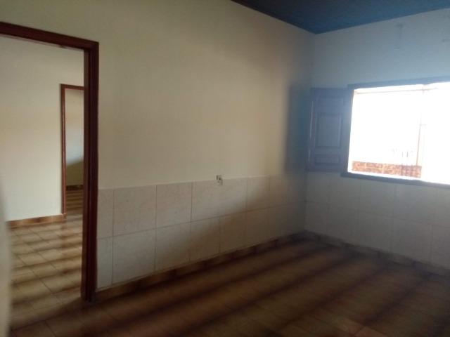 Casa com 3 quartos, valor do aluguel 1.300,00R$ - Foto 2
