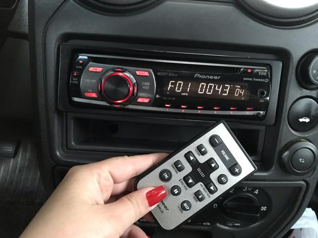 Radio pioneer muito bom