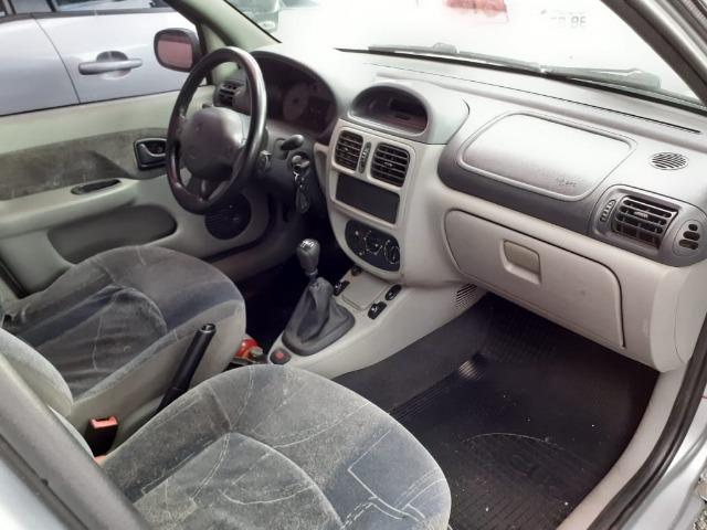 Clio 1.6 2006 - Foto 4