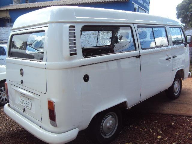 VW Kombi 9 lugares 2009 - Foto 4