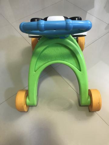 Brinquedo / andador fisher price