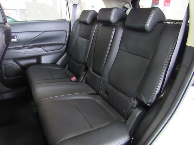 OUTLANDER 3.0/ GT 3.0 V6 AUT. - Foto 8