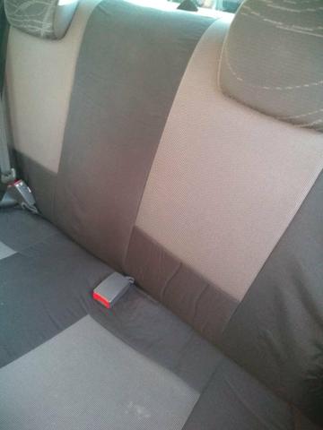 Vendo esta linda fiat strada cd único dono - Foto 6