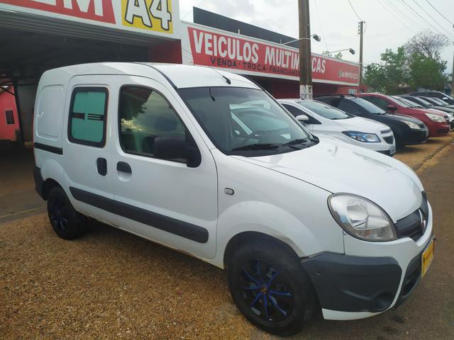 Kangoo 1.6 2013/2014 Branca - Foto 2