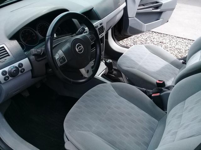 Vectra elegance 2.0 8v aceito troca - Foto 9