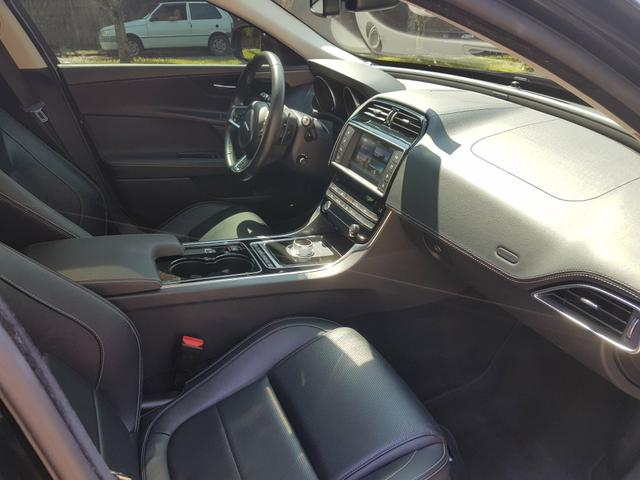 Jaguar XE R-Sport - Foto 6