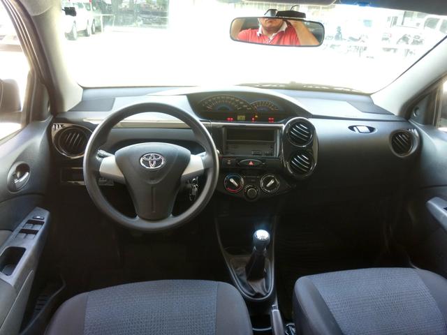 Etios Sedan 1.5 X - Foto 7