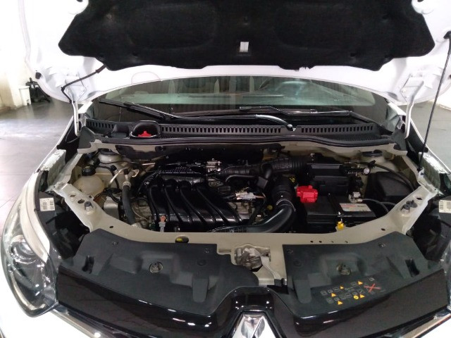 Captur 1.6 S C E Intense C V T Automatica - Foto 14