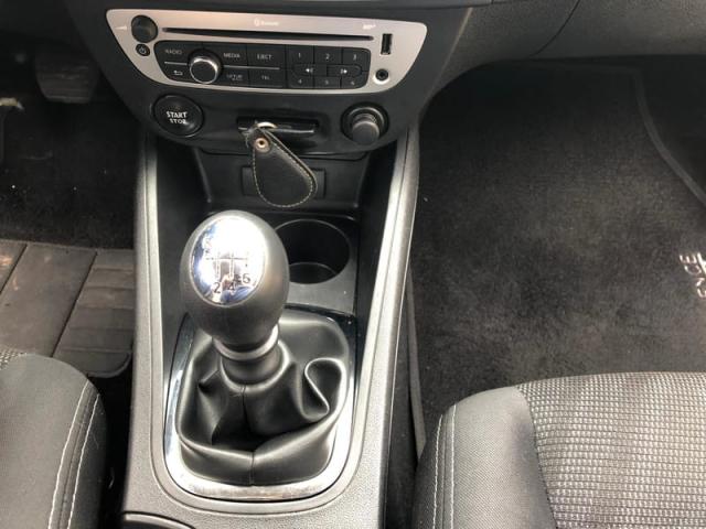 RENAULT FLUENCE 2.0 DYNAMIQUE 16V FLEX 4P MANUAL - Foto 16
