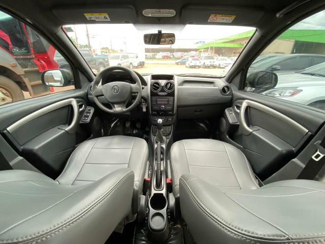 Renault duster oroch 1.6 flex mt 16-17 - Foto 8