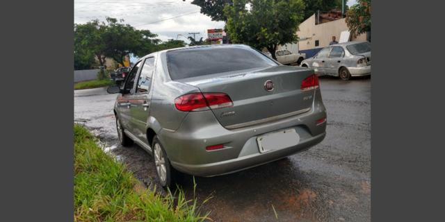 Siena completão carro top todo original ,( vendo urgente) leia o anúncio - Foto 5