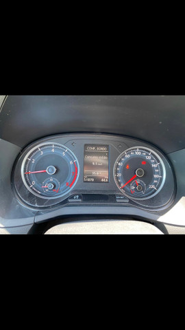 Volkswagen Gol Track 3 cilindros 1.0 -17/18 - Foto 4