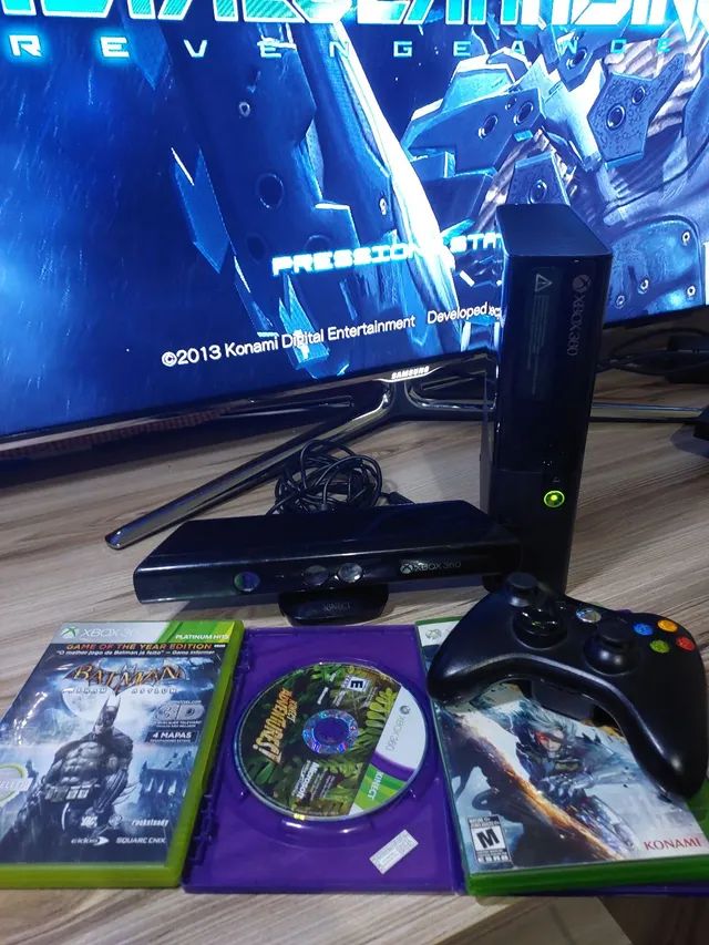 Console Xbox 360 Slim 4gb + Kinect E 1 Jogo