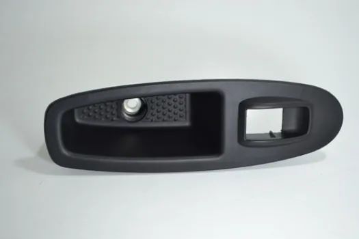 Moldura Botão Vidro Traseiro Esquerdo Fiat Linea 2014 2015 - Foto 2