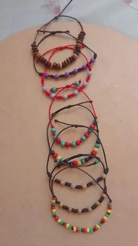 Pulseiras e tornozeleiras de miçangas  - Foto 2