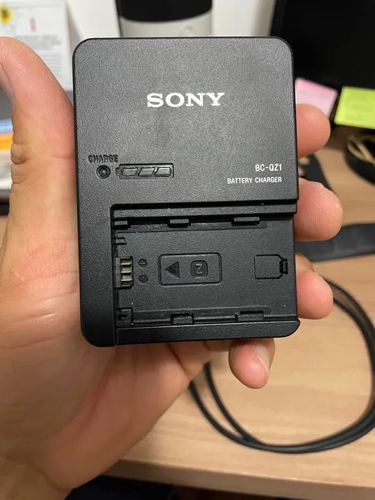 Bateria Original Sony FZ100 R$ 450,00 cada bateria - Foto 2