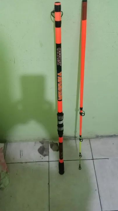 ( BLACK FRIDAY ) VENDO tenda e vara de pescar (500 REAIS ) tudo, ( WATTS * ).