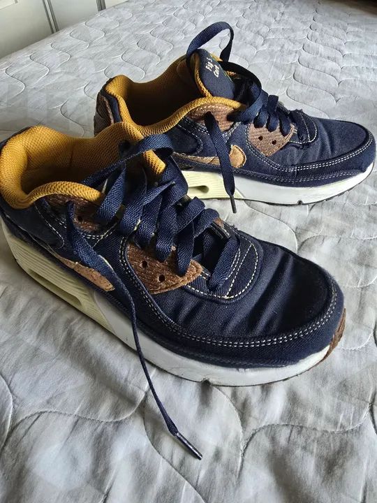 Nike Air Max 90 - Azul e Dourado tam 35 - Foto 2
