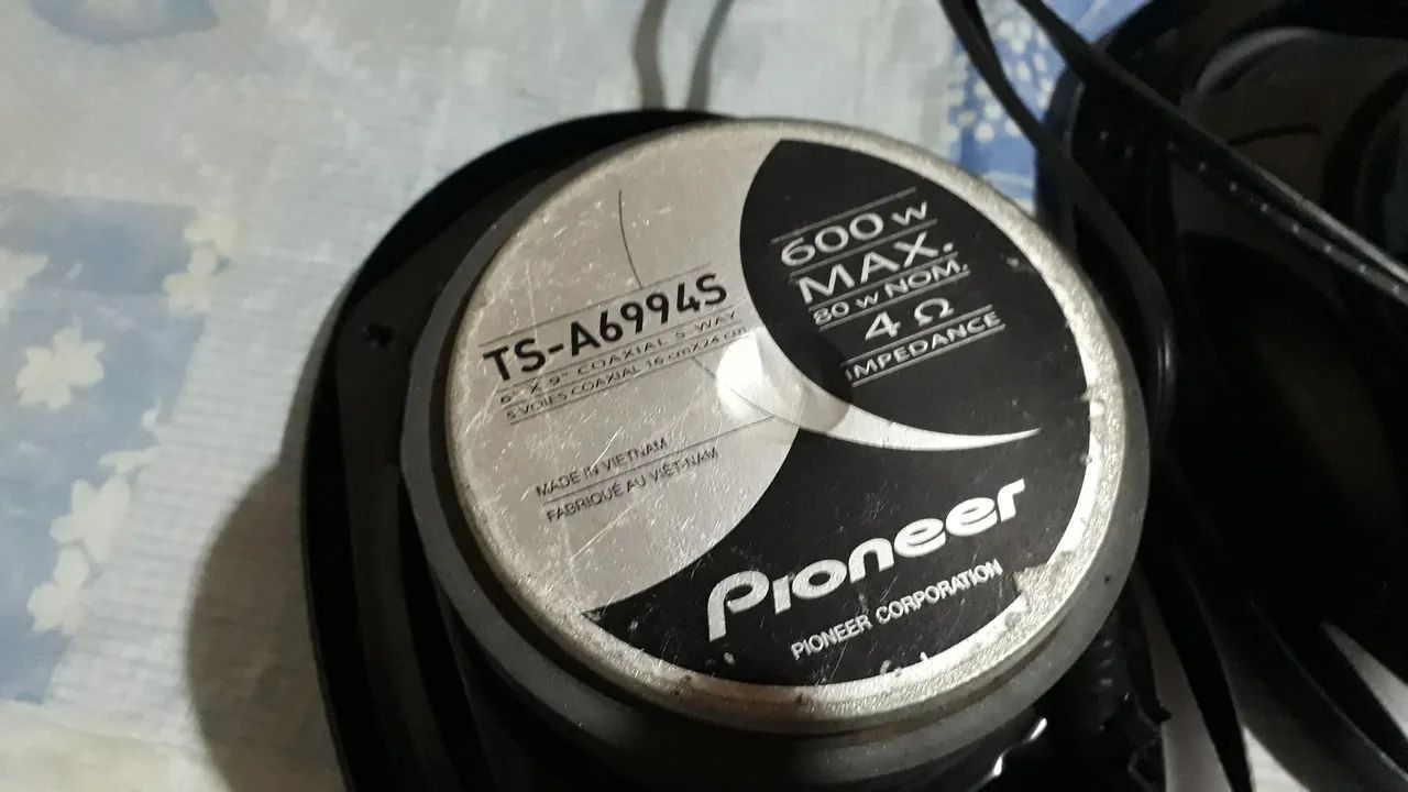 Alto falantes 6x9 Pioneer TS-A6994S 600 Watts cada um. - Hobbies e