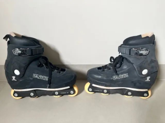 Patins Street Black traxart + Capacete + Kit proteção