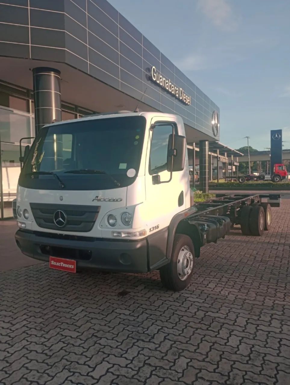 Mercedes-Benz - Accelo 1316 6x2 2021/21 - Foto 3