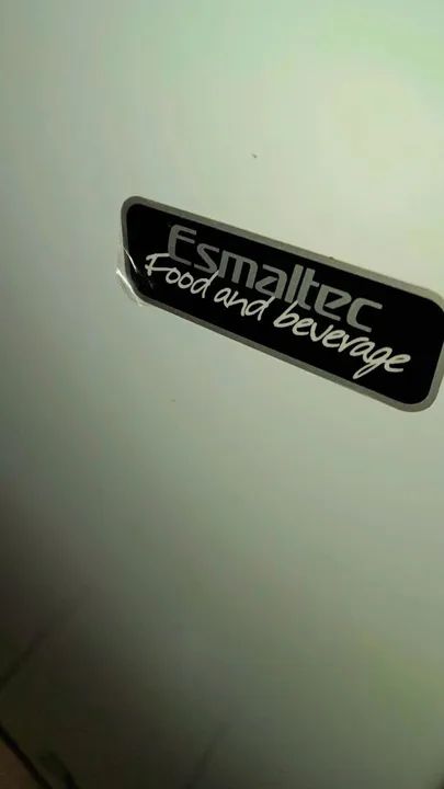 Freezer 230L ESMALTEC SEMI NOVO - Foto 2