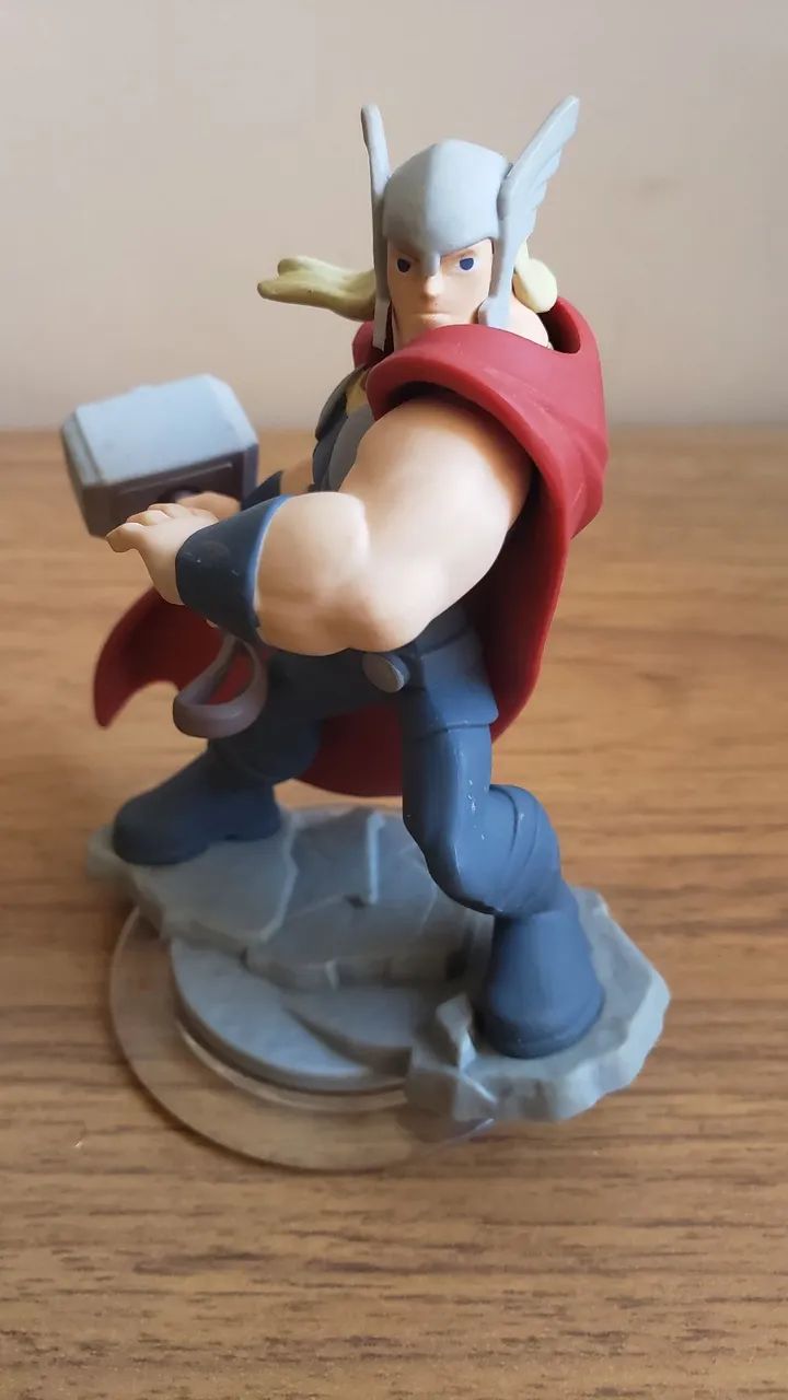 Boneco Figura de Ação Thor Disney Infinity - Foto 2