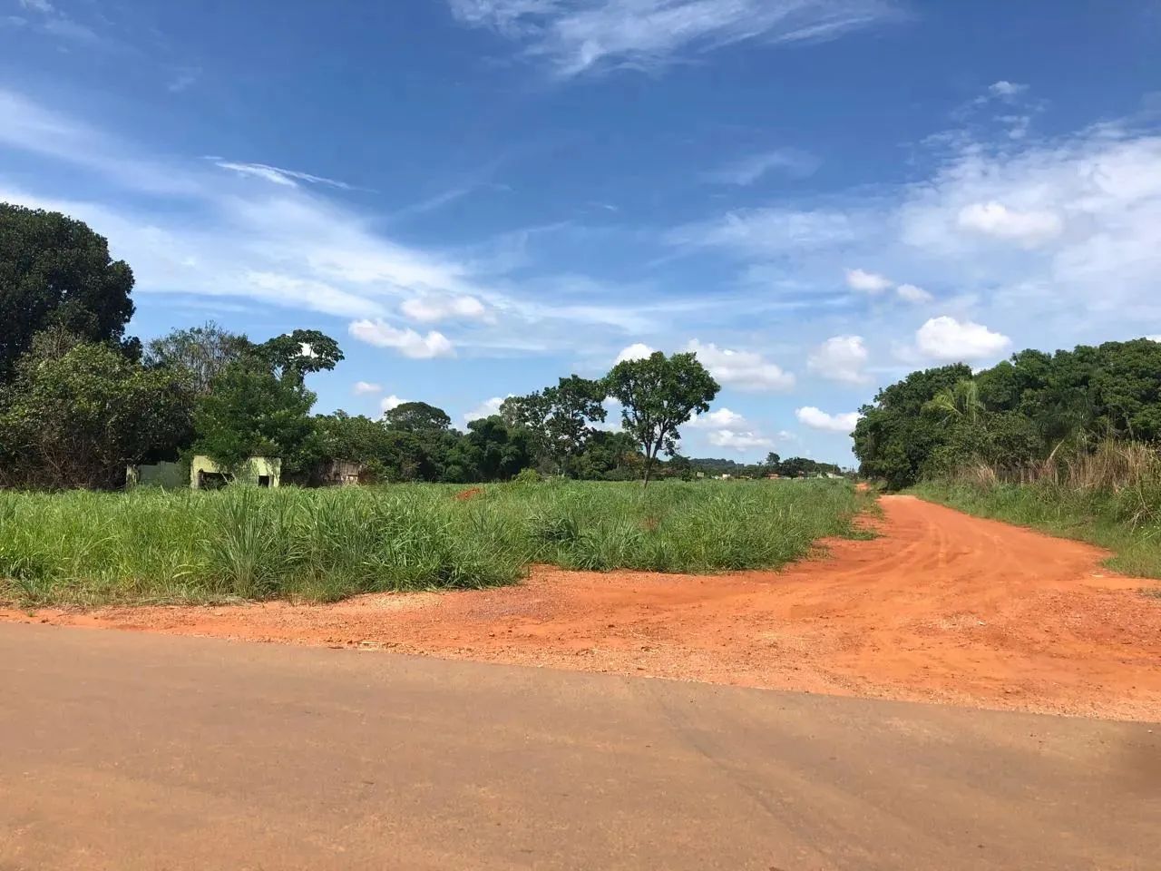Terreno de Esquina com 1670 m2 - Foto 3