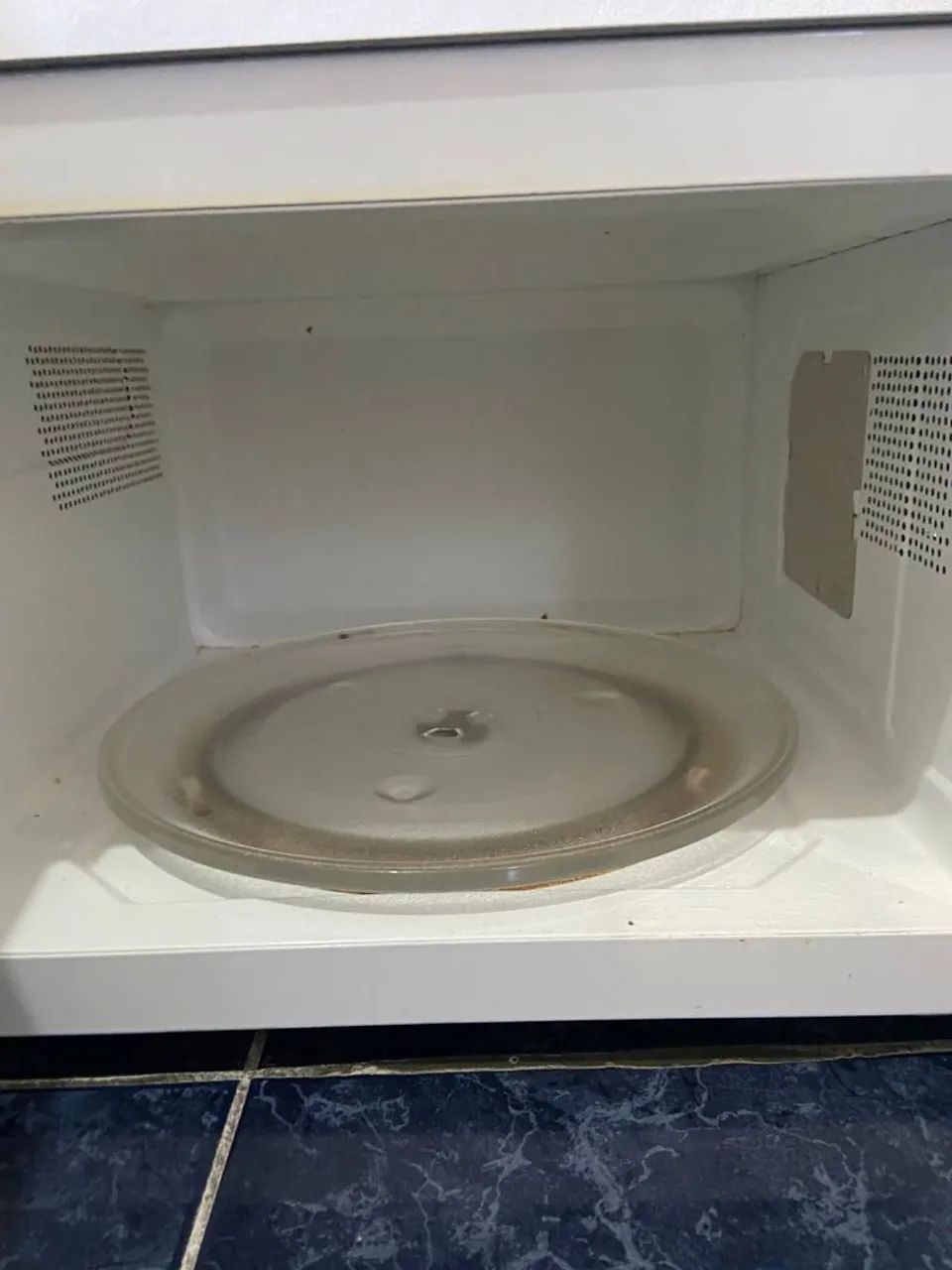 Micro-ondas Consul - Perfeito para sua cozinha! - Foto 2