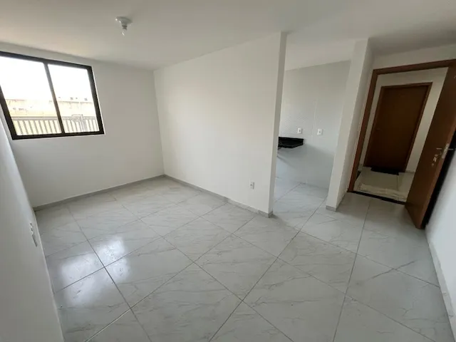Alugo Apartamento com 2 Quartos no Cruzeiro - Campina Grande - PB