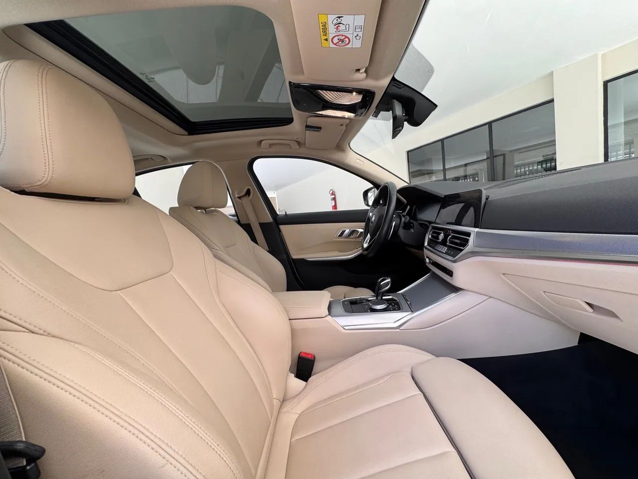 BMW 320i 2021  - Foto 3