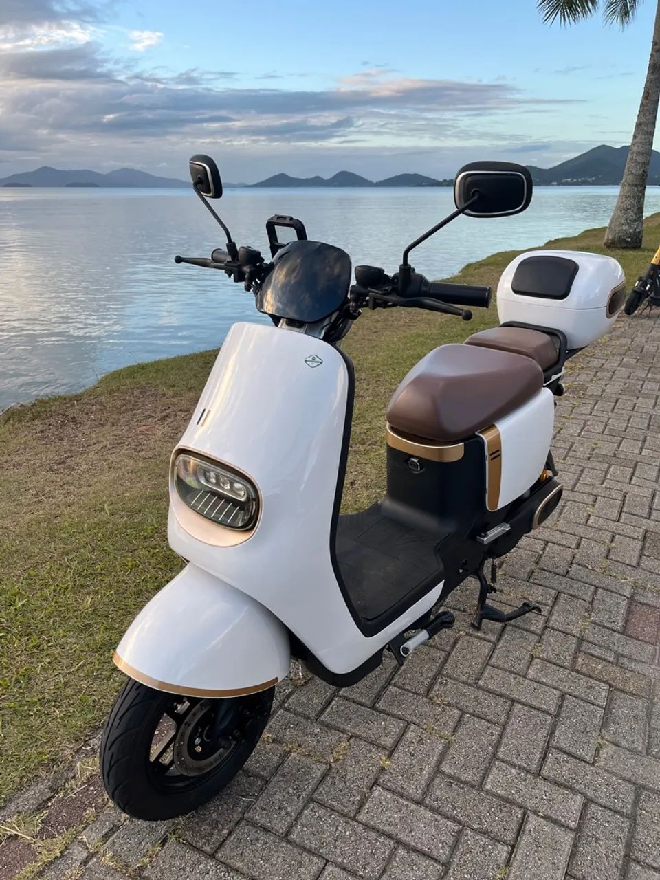 Moto bike elétrica SUDU A3