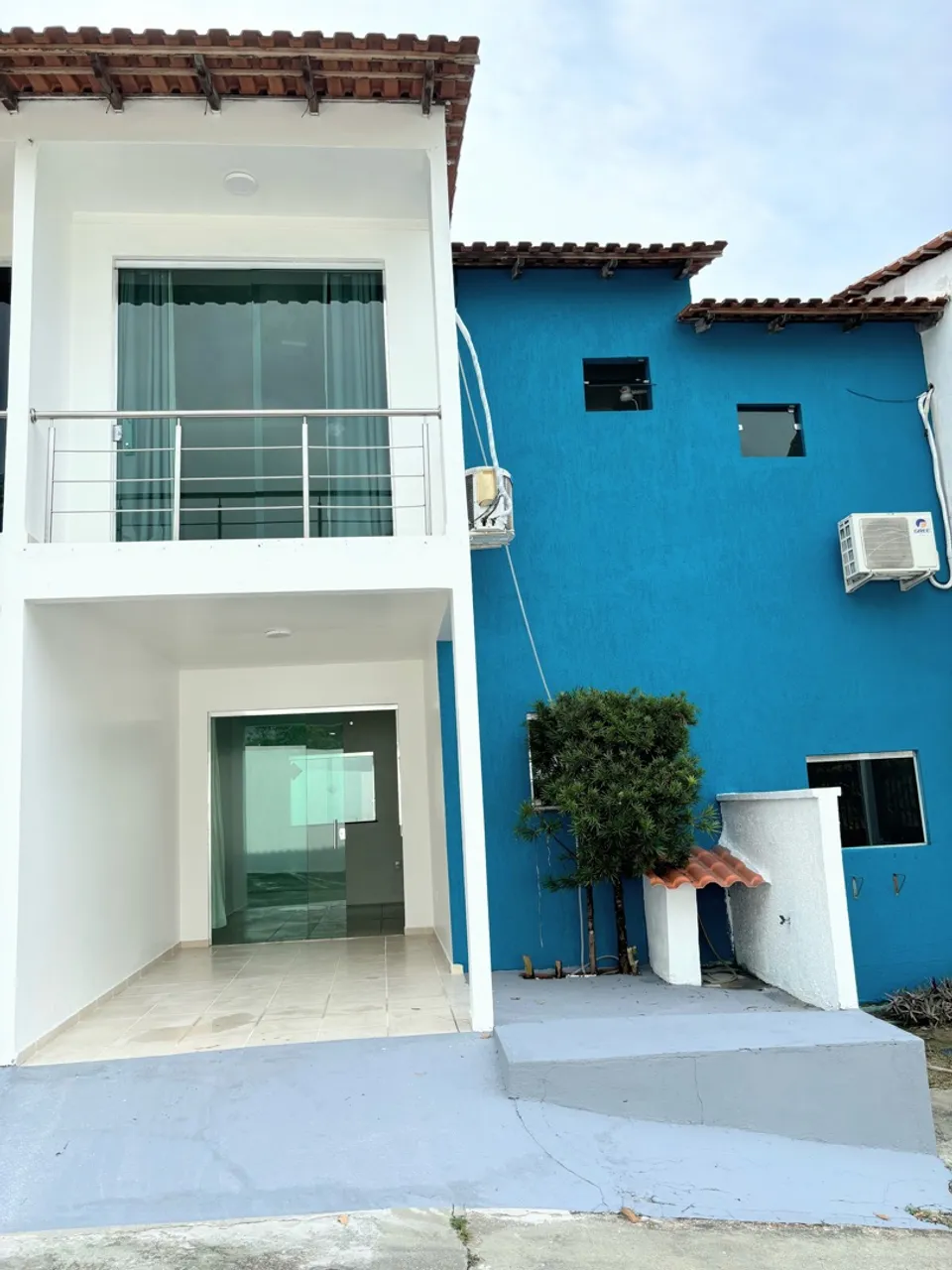 Linda Casa Duplex 3Qts e 2Vgs Parque das Laranjeiras | NÃO FINANCIA