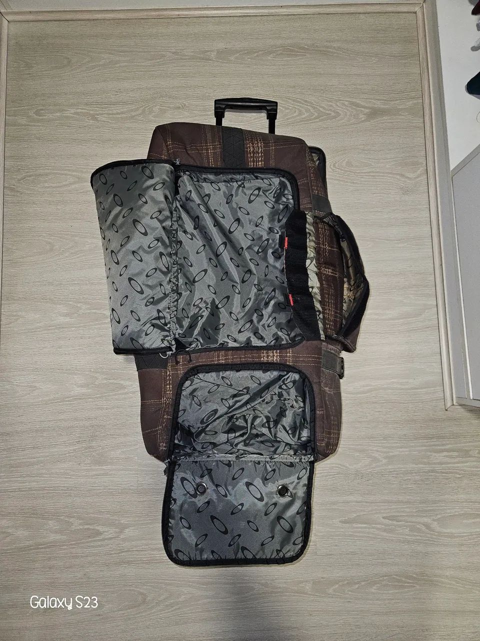 Suitcase Oakley super nova. - Foto 2