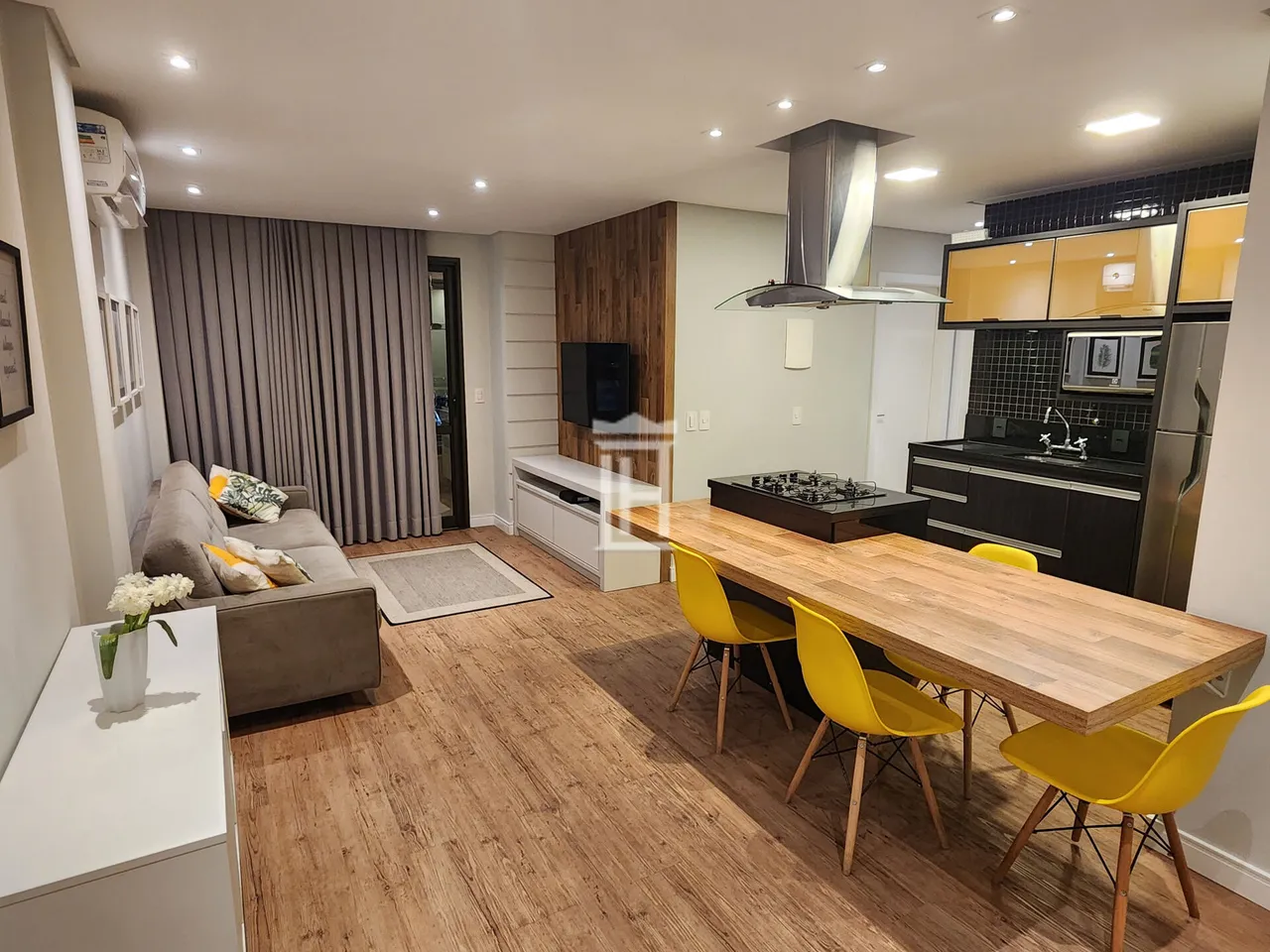 Apartamento à venda no bairro Jurerê - Florianópolis/SC