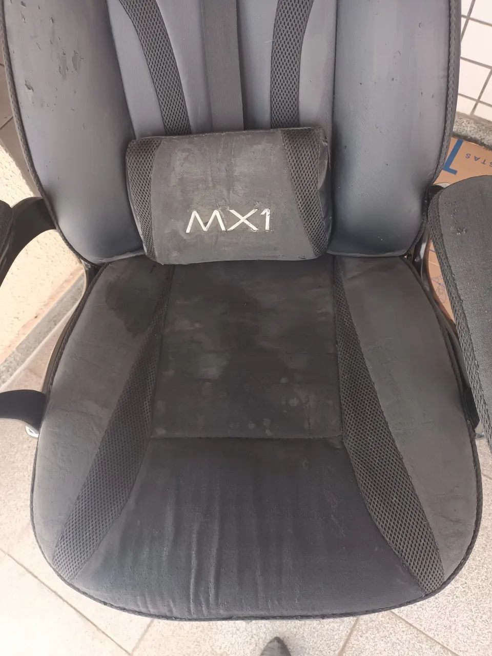 Cadeira Gamer MX1 Usada preta