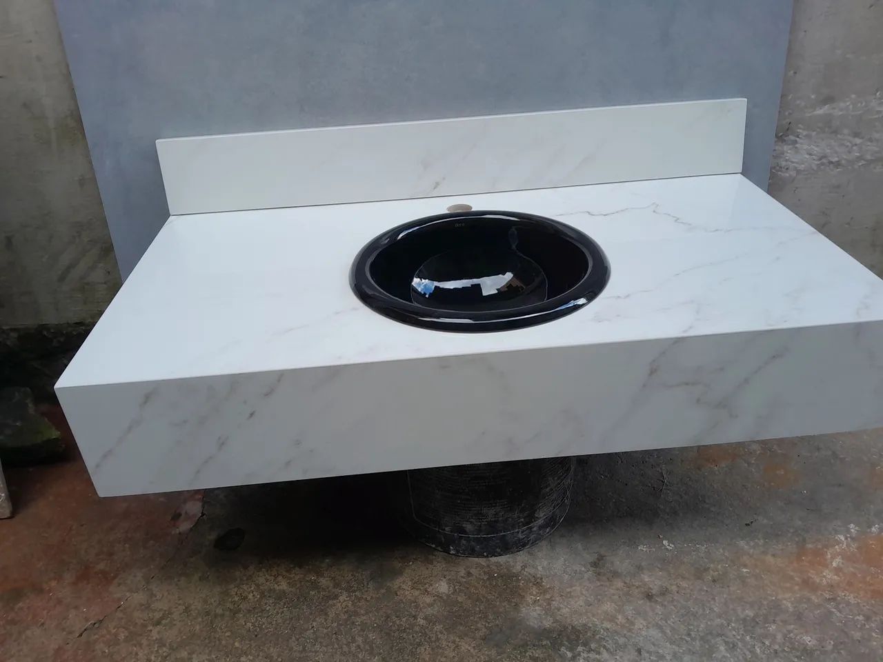 Bancada em porcelanato para banheiro - Foto 3