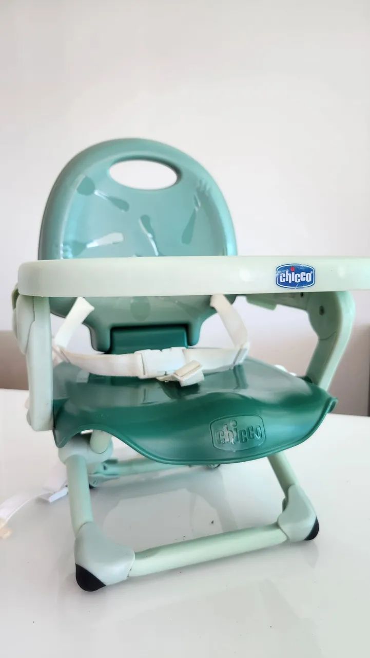 Cadeirinha de Alimentação Chicco - Dobrável e Portátil