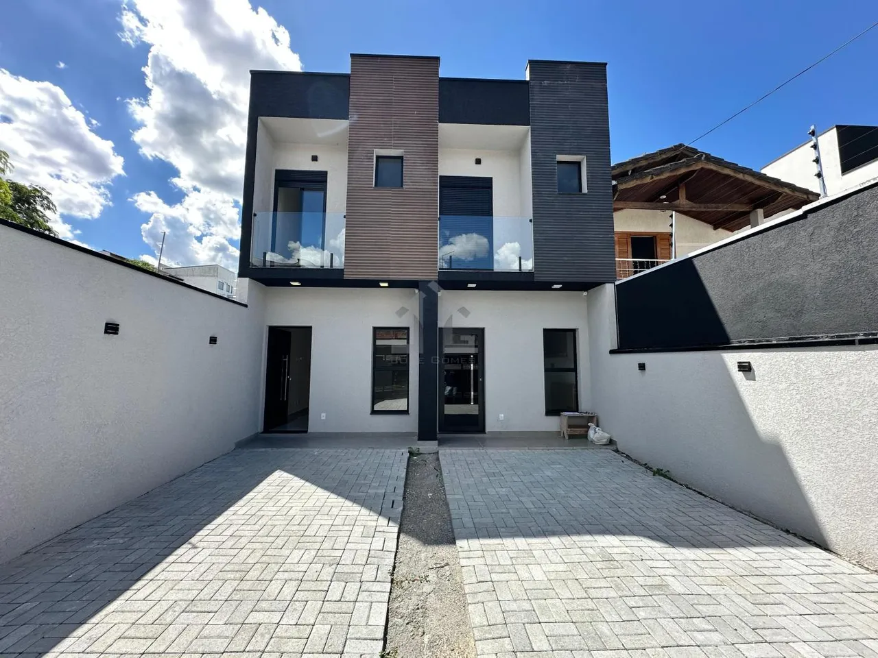 Sobrado para Venda em Mogi das Cruzes, Jardins do Paraíso, 2 dormitórios, 2 suítes, 3 banh