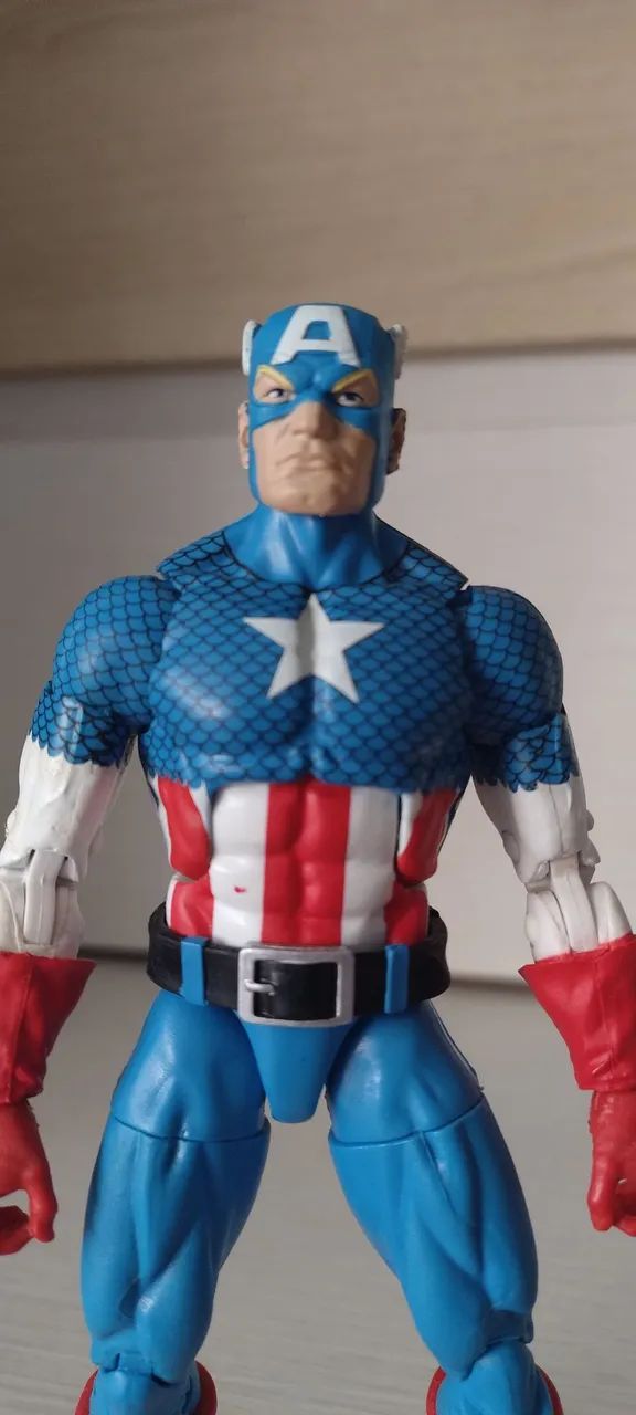 MARVEL Legends Capitão América (Vintage)